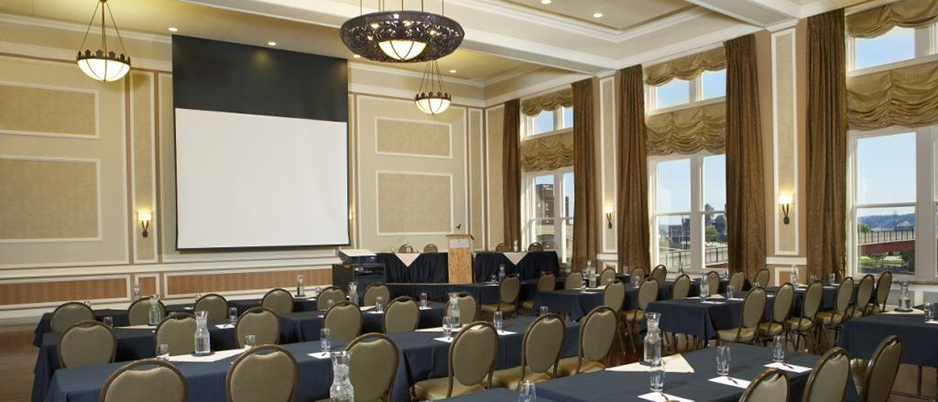 Grande Ballroom set in classroom style with projector screen