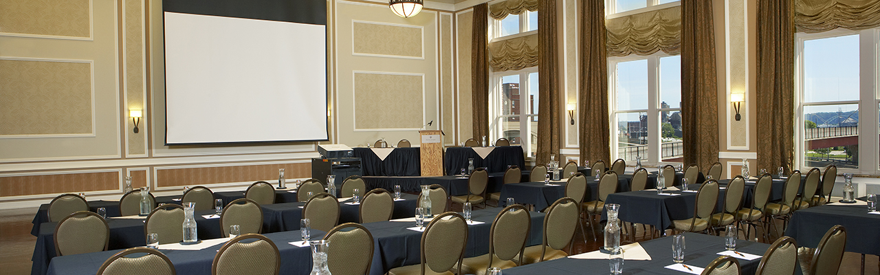 Grande Ballroom set in classroom style with projector screen